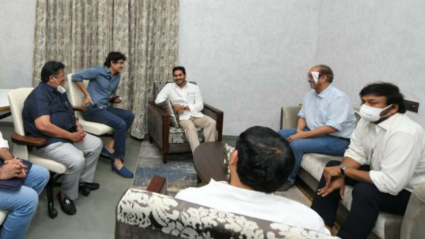 సినిమా పరిశ్రమ కోలుకునేందుకు నిర్ణయాలు.. సీఎం జగన్‌కు చిరు ధన్యవాదాలు