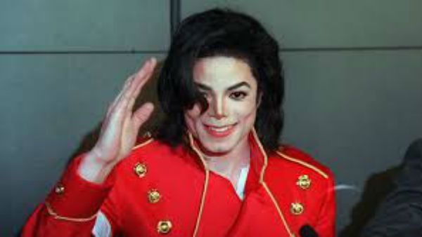 మైఖేల్ జాక్సన్ మరణించి 11 ఏళ్లయినా.. ఇంకా ఆ అనుమానాలు చావలేదు!