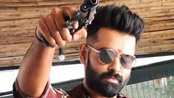 హిట్టు ఎఫెక్ట్.. స్టార్ దర్శకులను వెయిట్ చేయిస్తున్న రామ్!