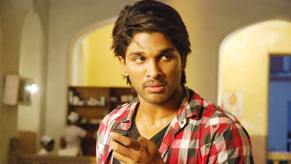 పదేళ్ల ‘వేదం’.. అల్లు అర్జున్ ఎమోషనల్ ట్వీట్