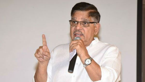 నిర్మాతగా మారుతున్న దర్శకుడు వేణు ఊడుగుల.. అల్లు అరవింద్‌ను ఆహా అనిపించేదుకు రెడీ