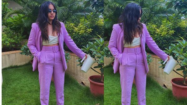 పునర్నవి ఫొటోలపై నెటిజన్ల ట్రోలింగ్.. మొక్కలకు నీళ్లు పోస్తున్నవా అంటూ