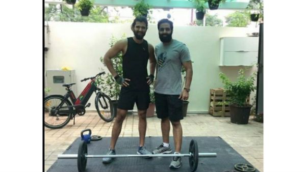 అదే పనిలో ఉన్న రౌడీ స్టార్.. ఫైటర్ కోసం పాట్లు!