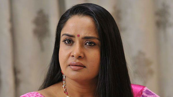 పెద్ద హీరోయిన్లు నోరు విప్పరు.. అందంగా ఉండే అడుగుతారు.. క్యాస్టింగ్ కౌచ్‌పై ప్రగతి సంచలన కామెంట్స్