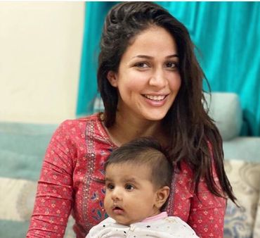 లావణ్య చేతిలో పండంటి బిడ్డ.. వివరాలు వెల్లడించిన హీరోయిన్