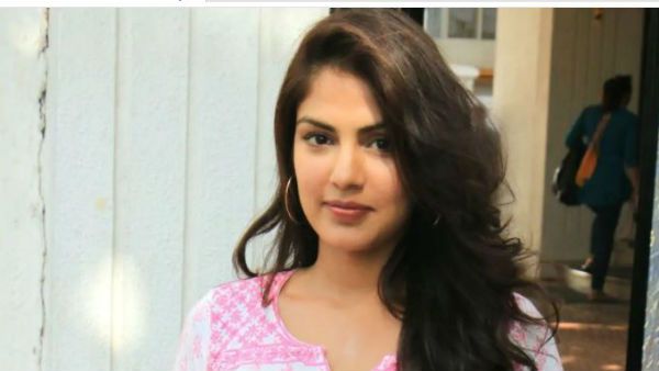 4 చుక్కలు.. 30 నిమిషాల్లో ఇంక అంతే.. బయటపడ్డ రియా చక్రవర్తి మరో భాగోతం