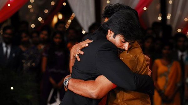 తన గుండెచప్పుడు ఎప్పుడు జనమే.. ఆశయం ఎల్లప్పుడూ జనహితమే.. పవన్‌కు చిరు విషెస్