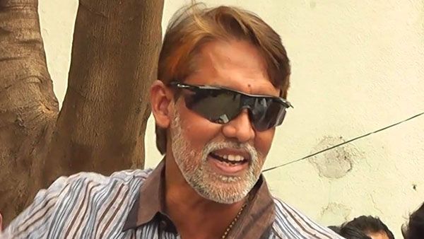 సినీ ఇండస్ట్రీలో మరో విషాదం.. ప్రముఖ నిర్మాతకు మాతృవియోగం