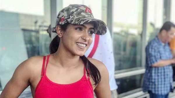 నగ్నంగా డ్యాన్స్..చీప్ పబ్లిసిటీ కోసమే వీడియో.. సంయుక్త హెగ్డేపై ఆరోపణలు