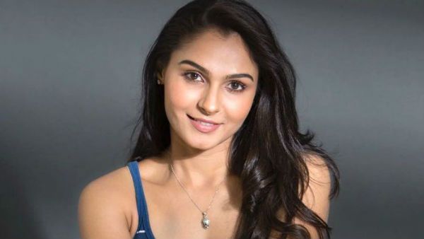 బెడ్ రూమ్ సన్నివేశాలలో రెచ్చిపోవడమే శాపమైంది.. ఎవరు చూసిన అదే కావాలంటున్నారు