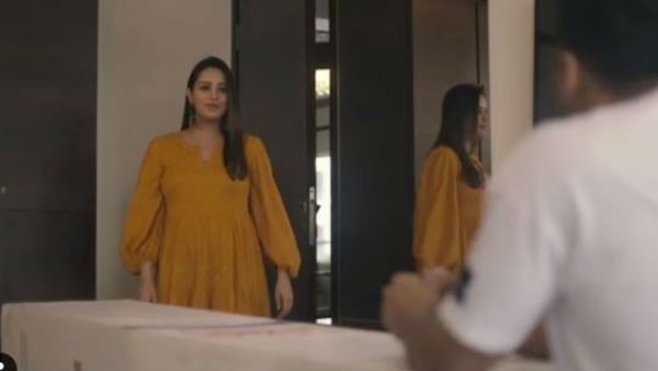 గర్భంతో ఉన్నా వదలడం లేదా.. హీరోయిన్ అనిత ఘాటు ముద్దు.. ఇలా కూడా వాడేస్తున్నారా?