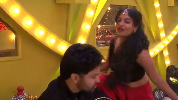 కెవ్వు కేక ఐటెం గర్ల్‌గా హారిక దేత్తడి.. మోనాల్, అఖిల్‌కు ఫిట్టింగ్ పెడుతా.. అభిజిత్ ప్లాన్ అలా