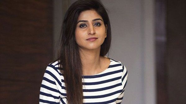 దెబ్బ గట్టిగానే తగిలినట్టుంది.. ప్రేమ, పెళ్లిపై విరక్తి.. బ్రేకప్‌పై నోరు విప్పిన యాంకర్ వర్షిణి