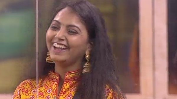 మోనాల్ సిస్టర్ సెటైర్స్.. అభి కంటే ఎక్కువగా హార్ట్ అయిన హారిక.. అఖిల్ పులిహోర డైలాగ్స్