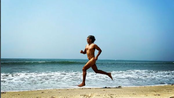 బీచ్‌లో నగ్నంగా పరిగెత్తిన ప్రముఖ నటుడు.. గతంలోను టాప్ హీరోయన్‌తో న్యూడ్‌గా..
