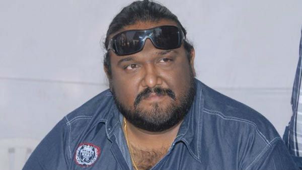 విషాదంలో ప్రముఖ దర్శకుడు.. తండ్రి మరణంతో శోకసంద్రంలో..