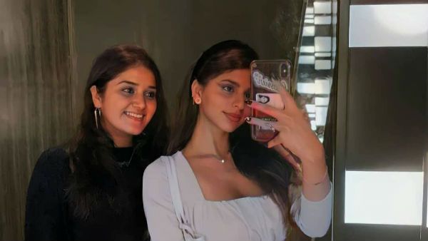 స్కర్ట్ లో స్టార్ హీరో కూతురు.. కింద నుంచి పై వరకు గ్లామర్ ఘాటు.. చూసి తట్టుకోగలరా?