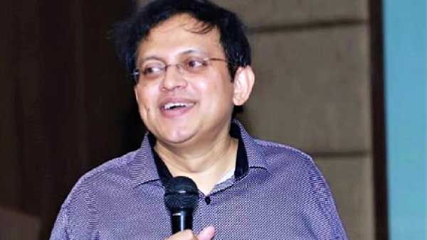 సెకండ్ గ్రేడ్ ఆర్టిస్ట్.. ఏమీ సాధించని అమ్మాయి.. నిహారిక పెళ్లిపై బాబు గోగినేని కామెంట్స్