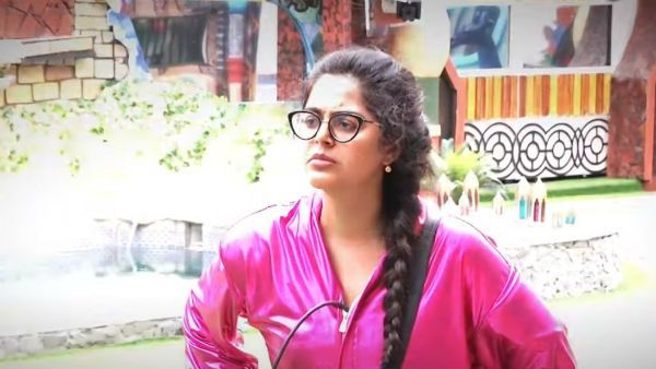 మోనాల్ నిజస్వరూపం బయటపెట్టిన బిగ్ బాస్ ..ఆ వీడియోలో అసలు మేటర్ లీక్ చేశాడు