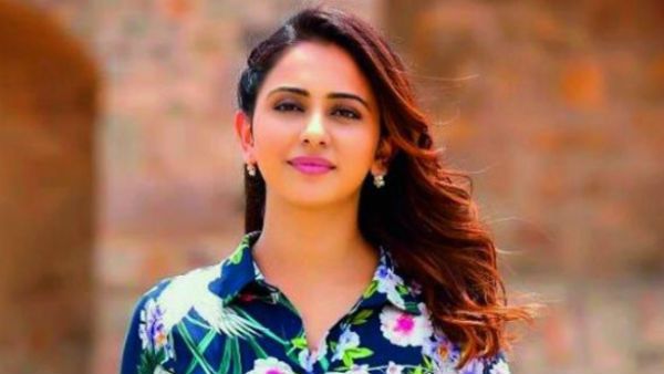 రకుల్ ప్రీత్‌కు సారీ చెప్పండి.. ఆ వీడియోలు తొలగించండి..