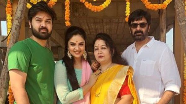 ఫ్యామిలీతో కలిసి అలా.. అన్ని హంగులతో నూతన గృహాన్ని నిర్మిస్తోన్న శ్రీముఖి