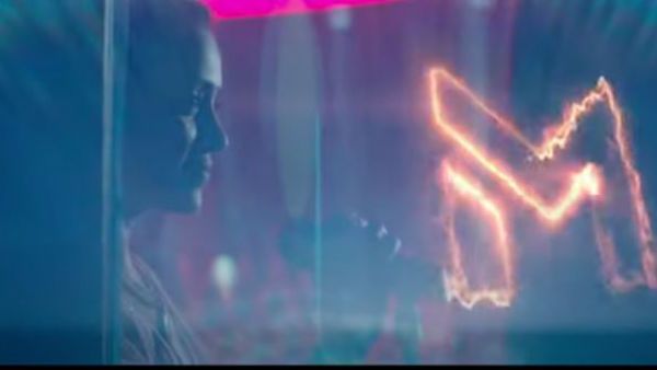 రాజమౌళి లెవెల్‌లో ఎలివేషన్.. యాంకర్ సుమ అద్భుతమైన స్కెచ్ అదిరిందంతే!!