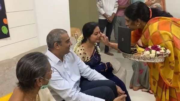 బ్రేకింగ్: రెండో పెళ్లికి సిద్ధమైన సింగర్ సునీత.. ఆ వ్యక్తితో ఎంగేజ్మెంట్ పూర్తి.. ఫొటోస్ వైరల్