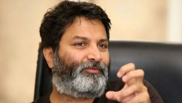 త్రివిక్రమ్ ఆ సినిమా నుంచి తప్పుకున్నాడా?