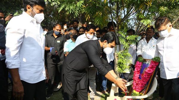 గణతంత్ర దినోత్సవ వేడుకలు.. చిరంజీవి బ్లడ్ బ్యాంక్‌లో మెగాస్టార్, చెర్రీ సందడి