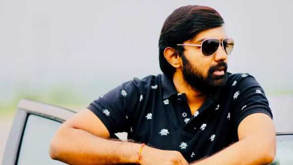 టాలీవుడ్‌కు మరో వారసుడు.. ప్రముఖ ఎడిటర్ కుమారుడు హీరోగా నేనెవరు.. ఫస్ట్‌లుక్ రిలీజ్