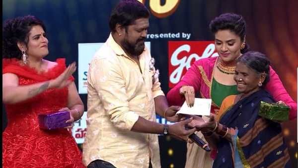 గంగవ్వ ఇంటికి భారీగా ఆర్థిక సహాయం.. నాగార్జున ఎన్ని లక్షల చెక్ పంపించారంటే!