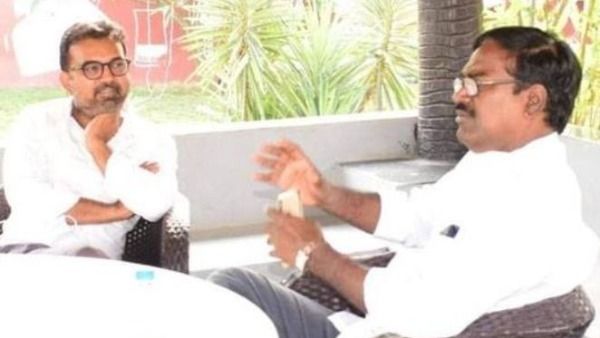 తెలంగాణ మంత్రిని కలిసిన కొరటాల శివ: ‘ఆచార్య’ షూటింగ్ పర్మీషన్ కోసమే భేటీ