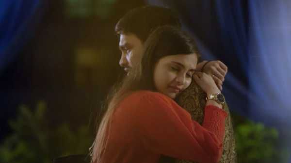 యాంకర్ అనసూయ భరద్వాజ్ చేతుల మీదుగా రాధే బన్సీ