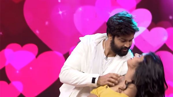 తొలిసారి రొమాన్స్‌తో రెచ్చిపోయిన ఆరియానా, సోహెల్: బిగ్ బాస్‌లో అలా.. బయట ఇలా.. షాకిచ్చిన జంట!