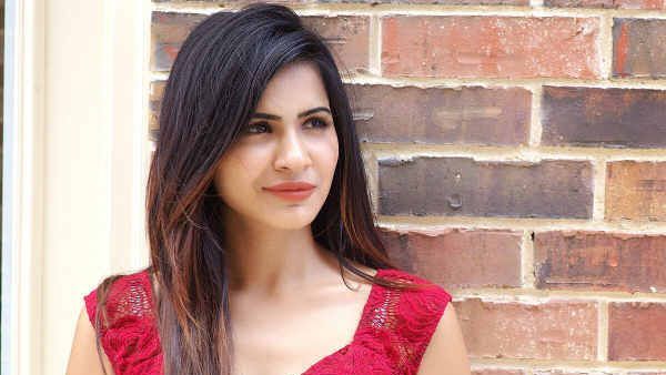 ఆనందంలో తప్పు చేసేసింది!.. అయన అలా రిక్వెస్ట్ చేశారంటూ చెబుతోన్న అషూ రెడ్డి