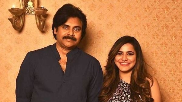 అక్కడి టాటూను పవన్ చూశారు.. ఆఫర్ చేయడంతో రెండు గంటలు: ఆ ఫోటోతో మేటర్ రివీల్ చేసిన అషు రెడ్డి