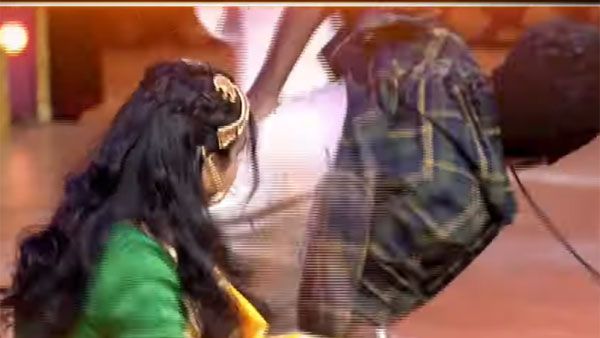 యాంకర్ రవి అలా చేయడంతో షాక్.. ఎక్స్ ప్రెస్ హరిని చితకబాదిన లాస్య