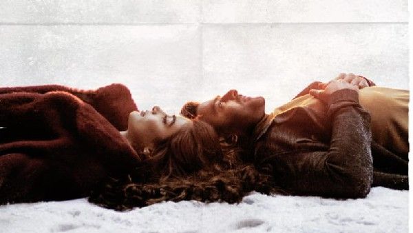 ‘రాధే శ్యామ్’ నుంచి సర్‌ప్రైజింగ్ పోస్టర్: రొమాంటిక్‌గా మంచులో ప్రభాస్ - పూజా హెగ్డే