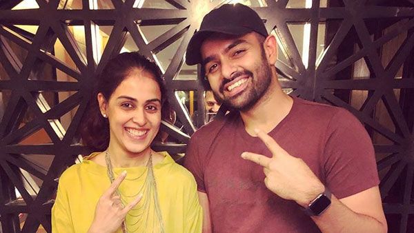 అలా చేస్తూ కిందపడబోయిన జెనీలియా.. కాపాడిన ఇస్మార్ట్ హీరో.. క్రేజీ వీడియో