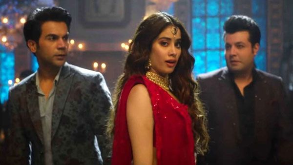 దారుణంగా జాన్వీ కపూర్ మూవీ కలెక్షన్లు.. నాలుగు రోజుల్లో ఎంత వసూలు చేసిందంటే!