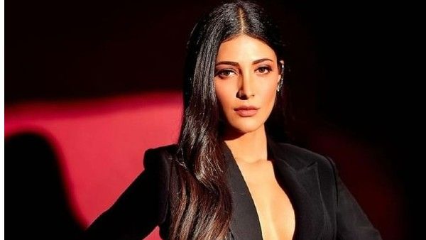 నా క్యారెక్టర్ అలాంటిదే: సీక్రెట్ రివీల్ చేసి పుకార్లకు పుల్‌స్టాప్ పెట్టిన శృతి హాసన్