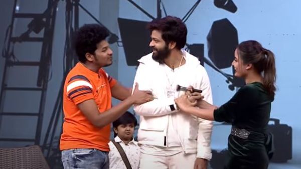 ‘నాకు నీకు’ అంటూ అవినాష్ డబుల్ మీనింగ్ డైలాగ్: అది కొంచెం దించరా అంటూ అటు చూపించిన యాంకర్ వర్షిణి!