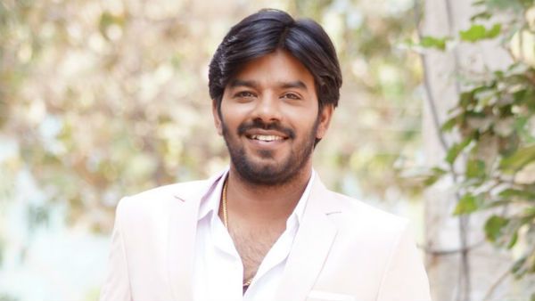 ఆయన్ని మిస్ అవ్వకుండా గుర్తు చేస్తూనే ఉన్నారు.. వారిపై సుడిగాలి సుధీర్ ప్రశంసలు