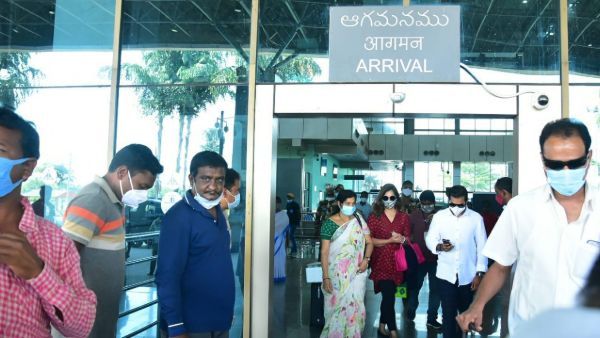 చెర్రీ కోసం అడవుల బాట పట్టిన ఉపాసన.. మెగా కోడలి పిక్స్ వైరల్