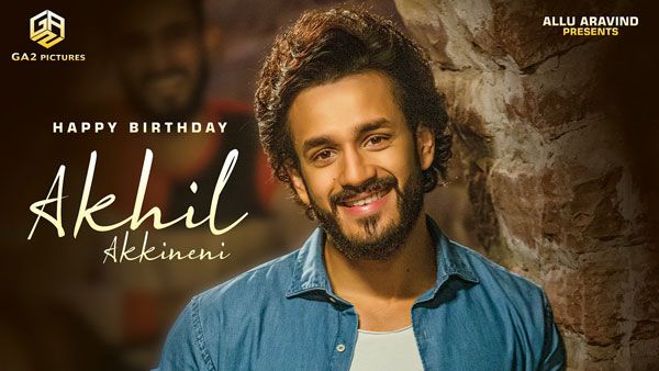 అఖిల్ బర్త్ డే స్పెషల్.. ‘బ్యాచ్‌లర్’ పోస్టర్ వైరల్