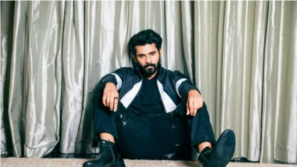 కొత్త బేబీతో హైదరాబాద్ రోడ్లపై అఖిల్ సార్థక్ రచ్చ: నా పరిస్థితేంటి అంటూ నిలదీసిన బిగ్ బాస్ ఫ్రెండ్