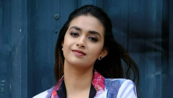 కీర్తి సురేష్‌పై మళ్లీ రూమర్లు.. ఆ హీరోతో అంటూ మరో విధంగా.. సోషల్ మీడియాలో వైరల్