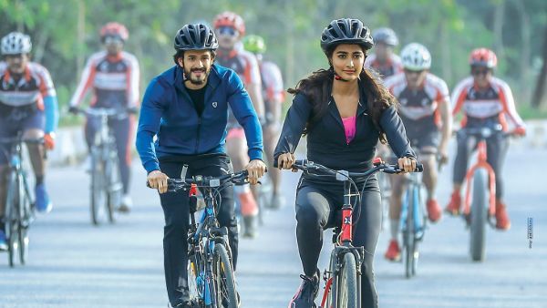 ‘బ్యాచ్‌లర్’ అప్డేట్.. ‘జిందగీ’ అంటూ పూజా అఖిల్ రచ్చ