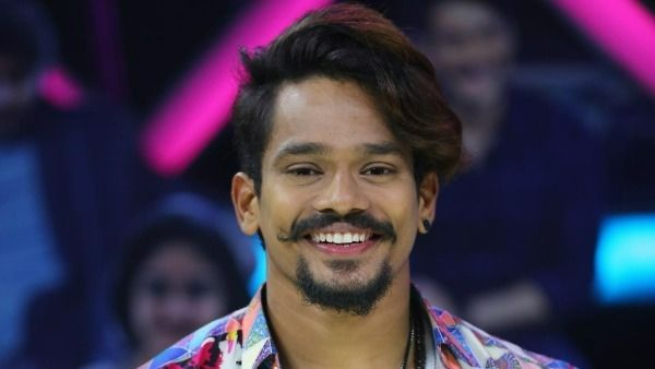 థియేటర్‌లో బిగ్ బాస్ కంటెస్టెంట్లకు చేదు అనుభవం: కొట్టడానికి వచ్చిన మహిళ.. మేటర్ లీక్ చేసిన మెహబూబ్