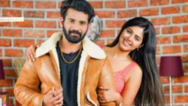 మోనాల్ ఫోన్‌లో అఖిల్ నెంబర్ అలా: సీక్రెట్ లీక్ చేసి బుక్కైన బ్యూటీ.. ఆ ఫొటో వెనుక అసలు కథ ఇదేనంటూ!